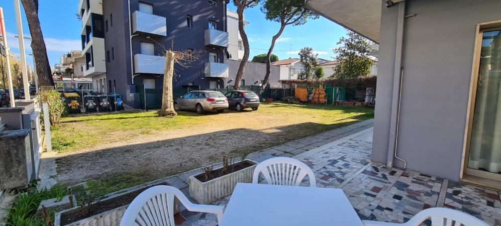 Hotel Astoria Riccione Exterior foto